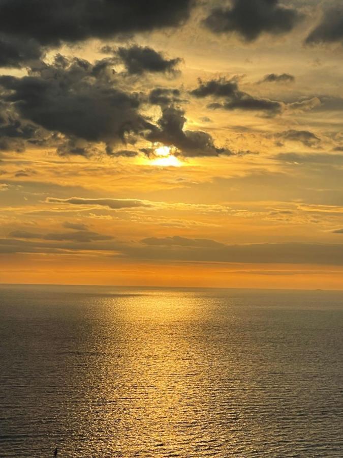 Villa 61 Sea And Sunset View Dhërmi 외부 사진